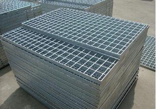 格柵板作為基坑防護(hù)使用主要要經(jīng)歷哪些工序 格柵板作為基坑防護(hù)使用主要要經(jīng)歷哪些工序