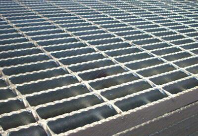 鋼格柵板安裝必知的注意事項(xiàng) 鋼格柵板安裝必知的注意事項(xiàng)