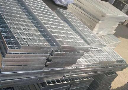 如何選擇玻璃鋼格柵板，這些技巧要掌握！