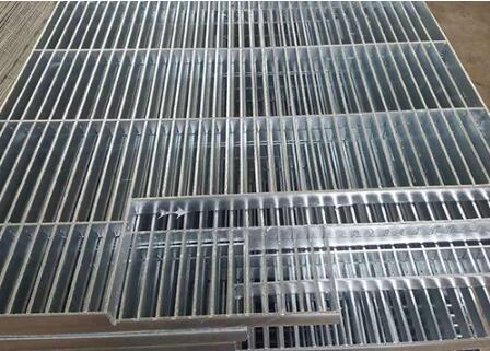 鍍鋅格柵板的維護(hù)方法